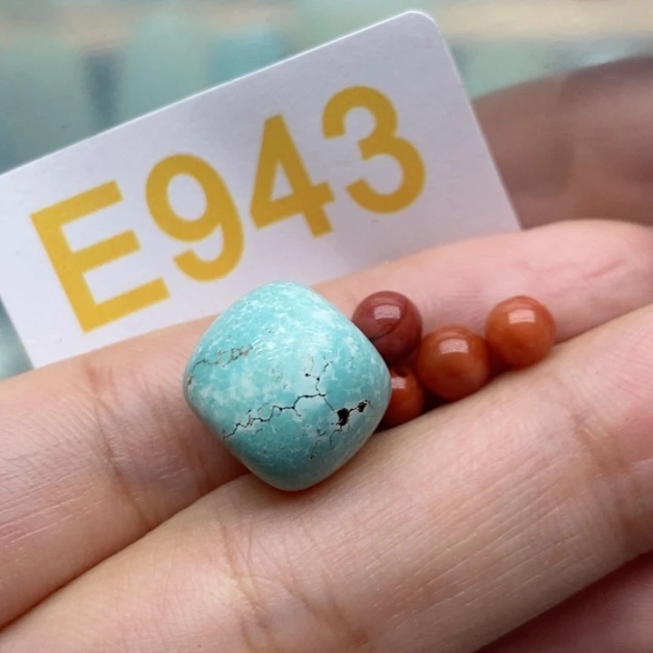 南红玛瑙未镶嵌珠宝奇石