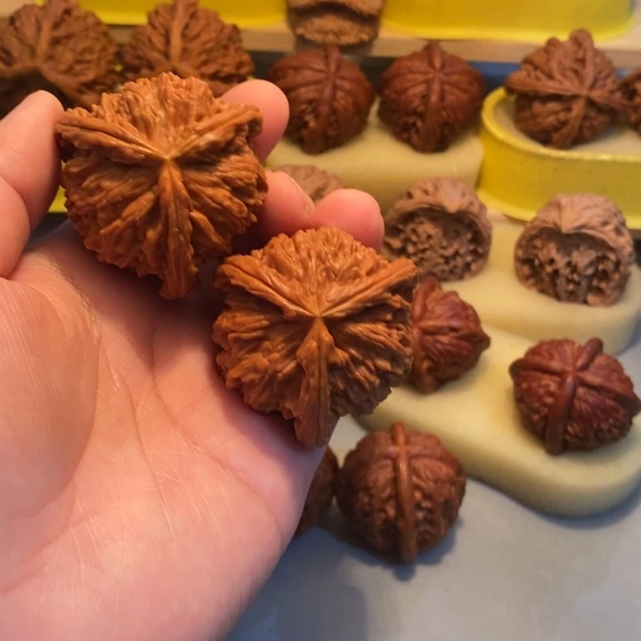 亖****吊坠文玩核桃nnnnmmm