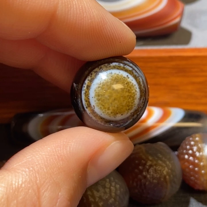 未镶嵌颈饰玛瑙/玉髓