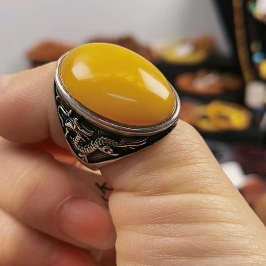 琥珀未镶嵌耳饰戒指