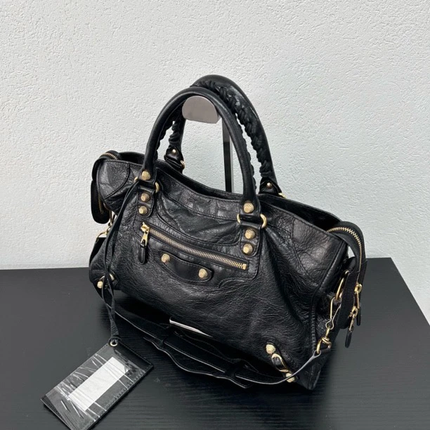 95新 Balenciaga/巴黎世家 黑金中号机车单肩斜挎包