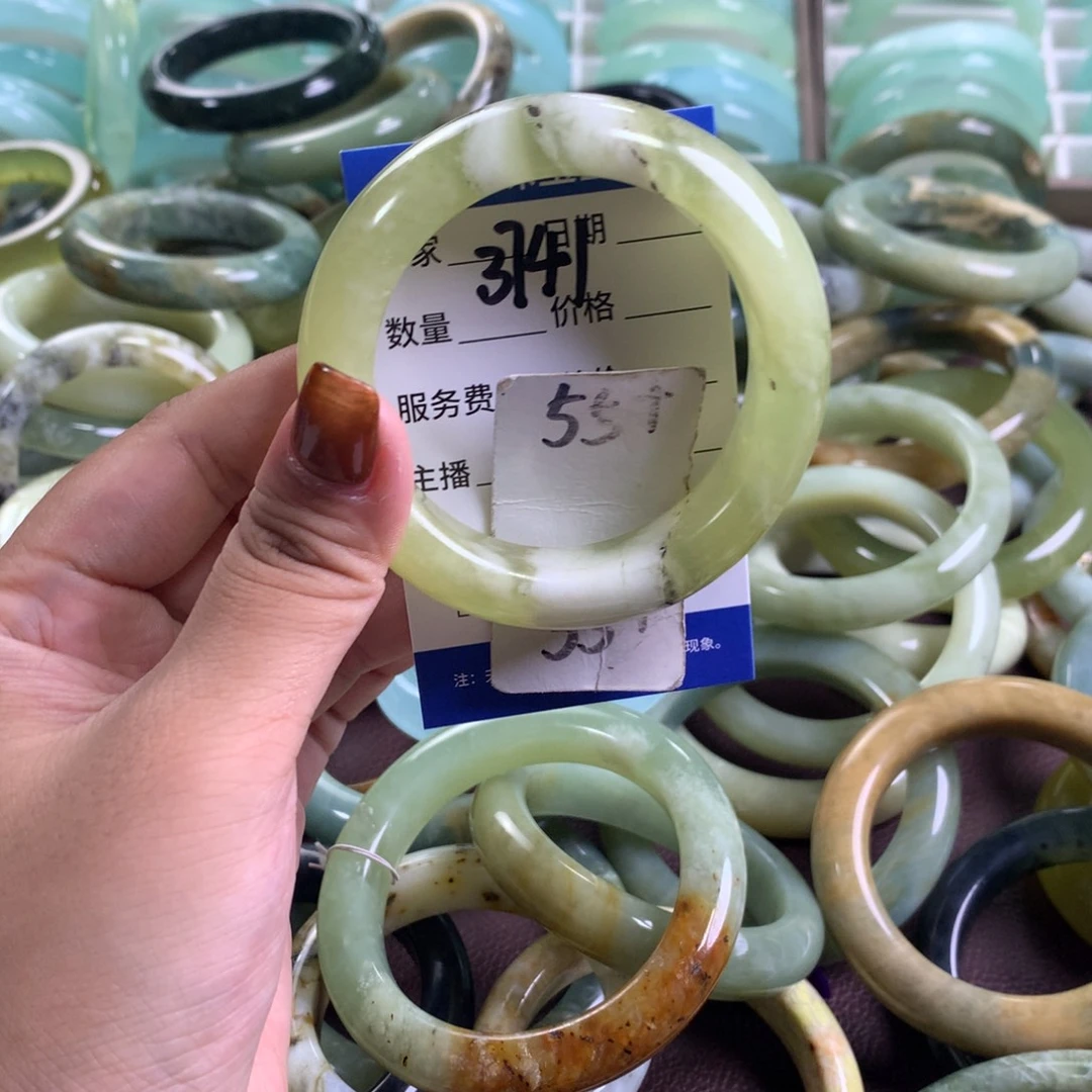 未镶嵌蛇纹石玉手镯3741