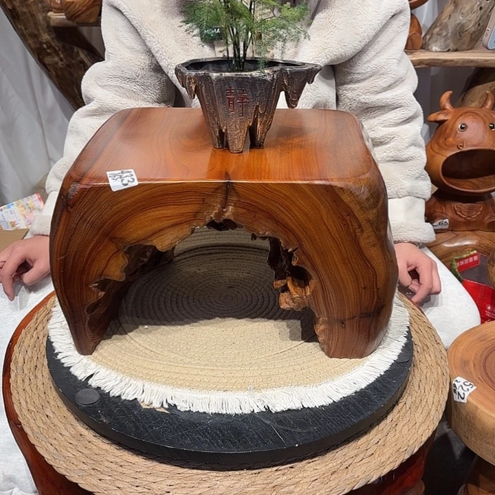 香樟木香樟木根雕凳子一物一拍编号433长36宽29高25.5