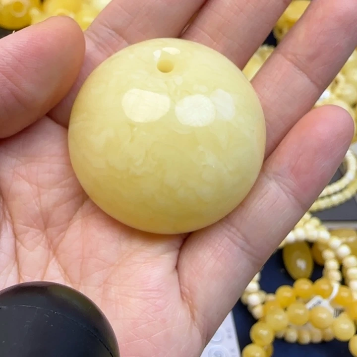 未镶嵌颈饰蜜蜡天然蜜蜡