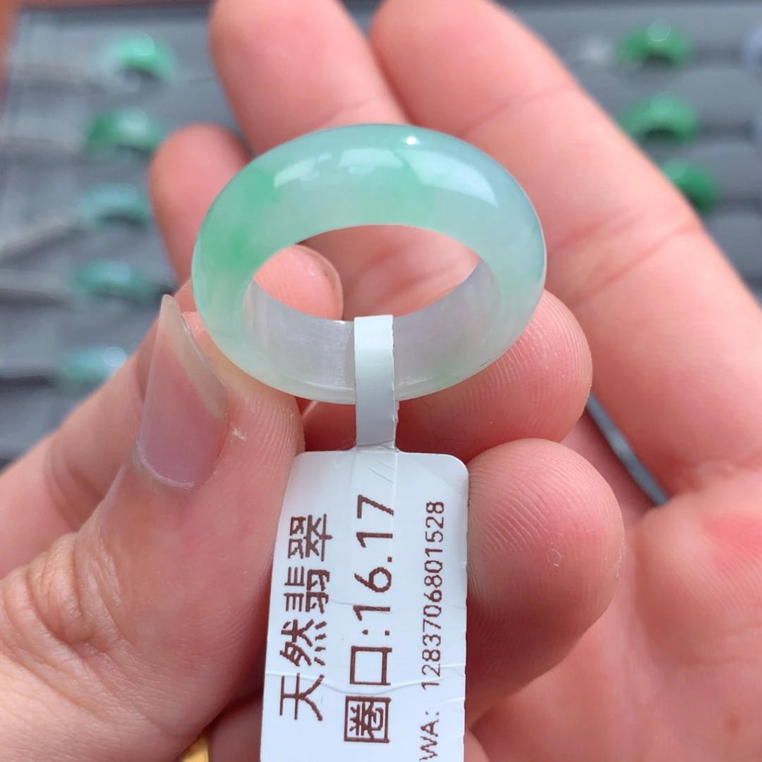 翡翠戒指未镶嵌天然