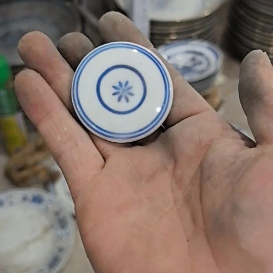 心***足当代景德镇陶瓷工艺