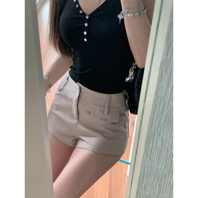 杜总家 高阶美臀短裤*高腰辣妹直筒显瘦蜜桃臀设计感春季休闲短裤