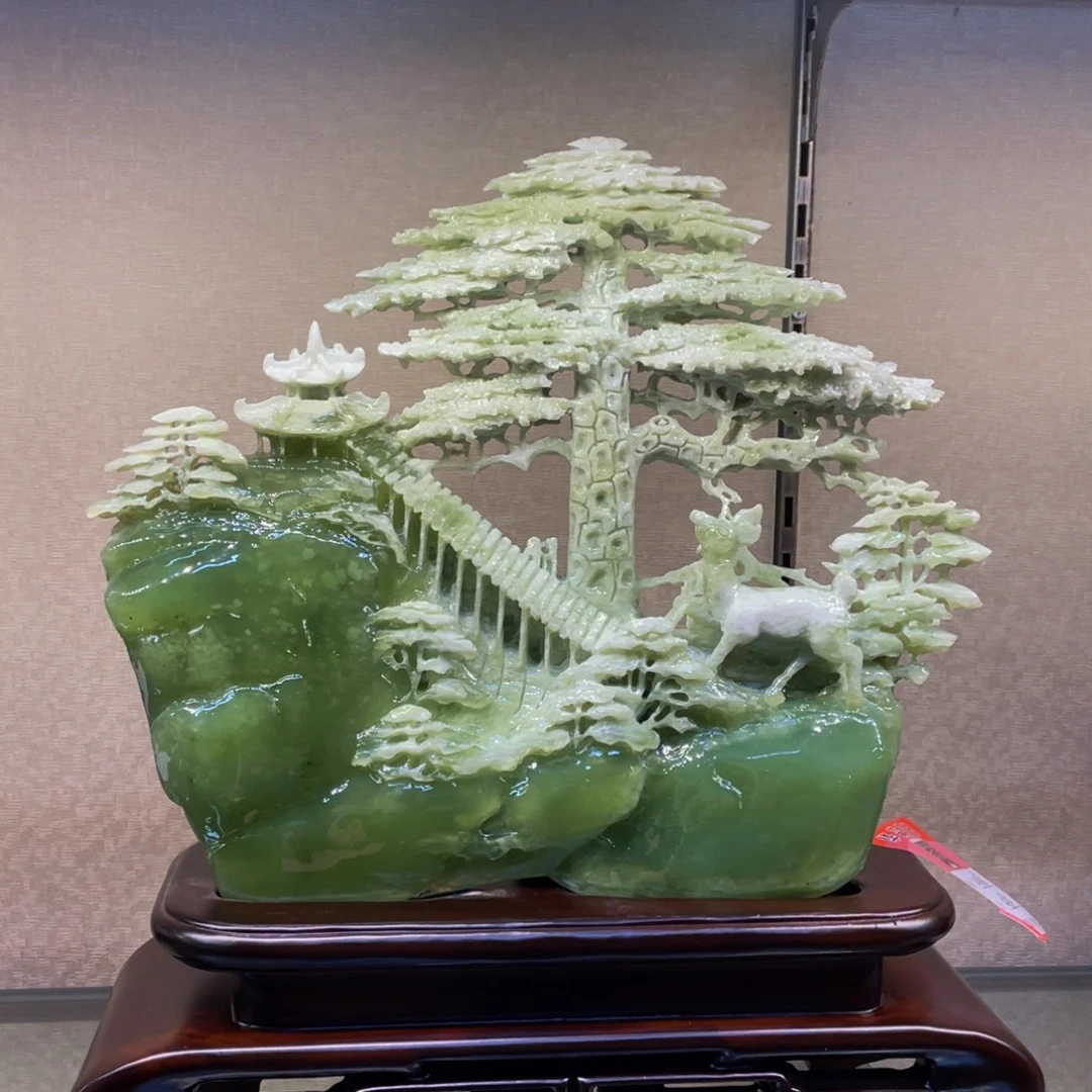 蛇纹石玉未镶嵌摆件