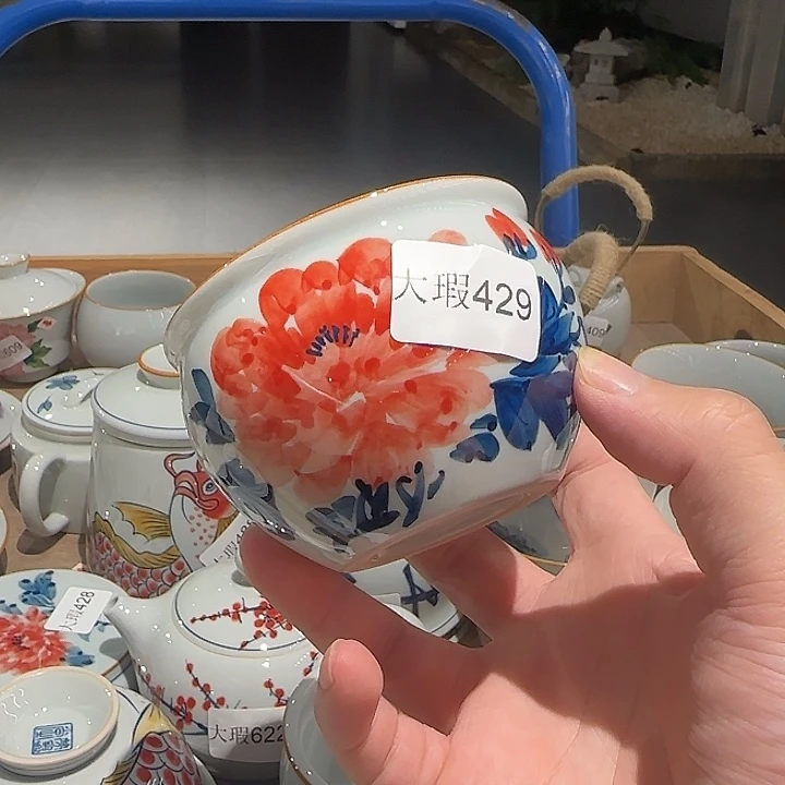 釉下手绘茶具微瑕