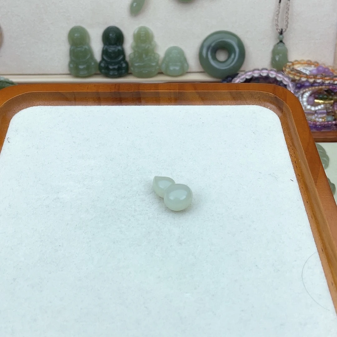 和田玉吊坠(不含链)未镶嵌