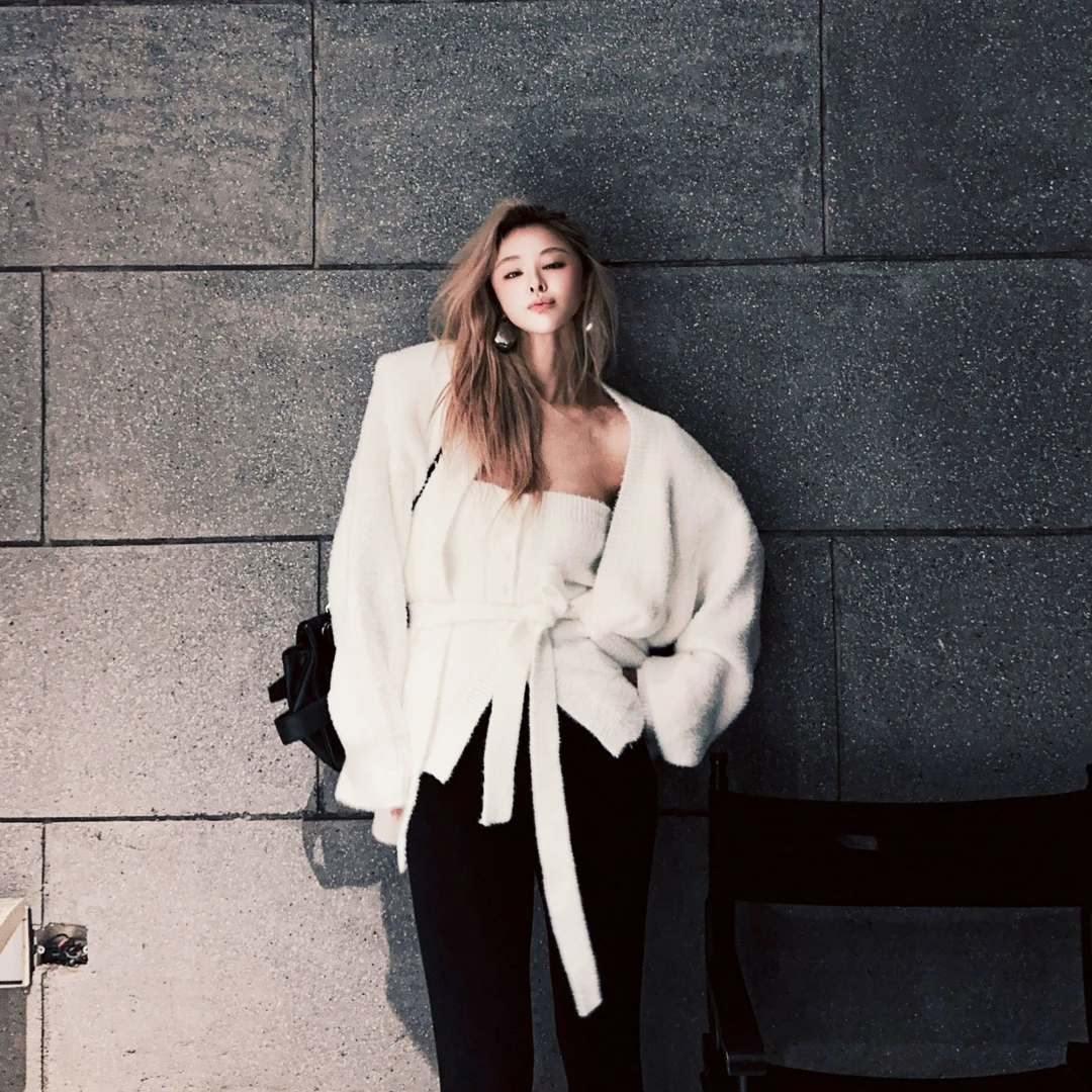 洪小妍自留  欧美大牌显瘦三件套