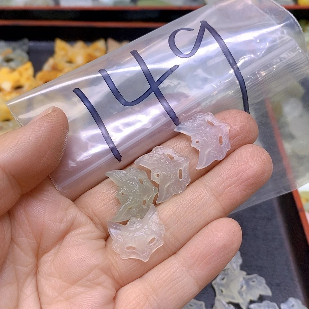 蛇纹石玉吊坠(不含链)未镶嵌陈****妻149