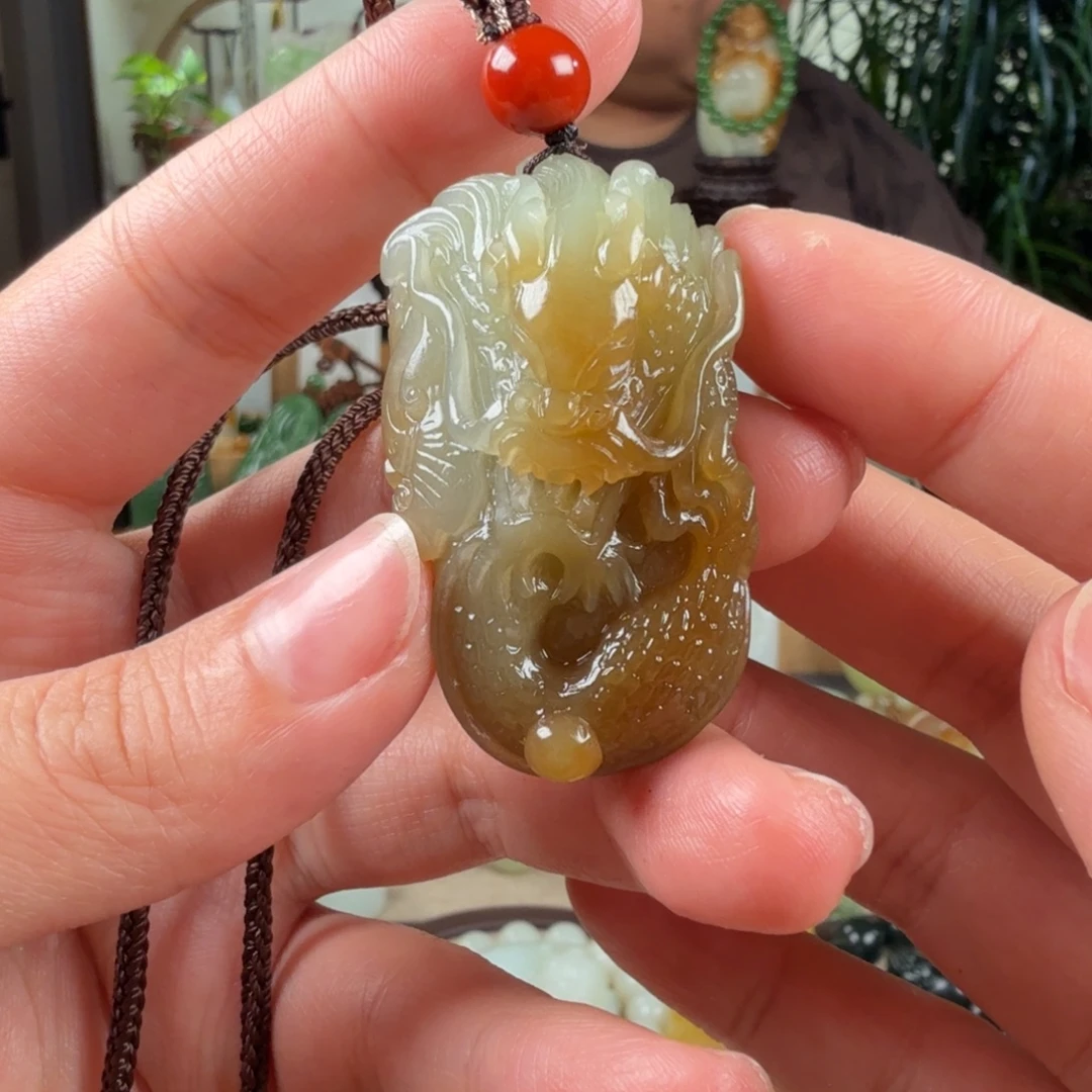 醉***城颈饰未镶嵌和田玉
