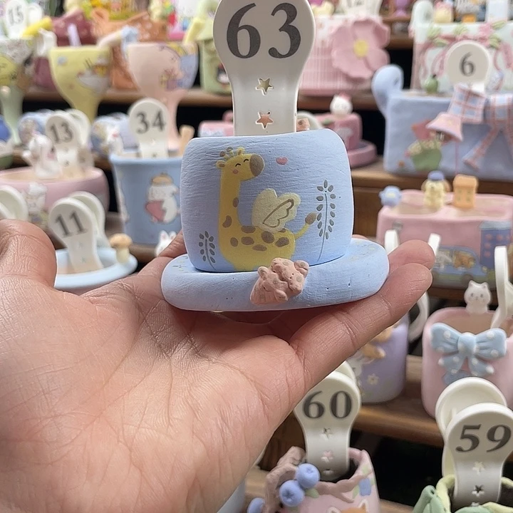 63…..手工手绘花盆