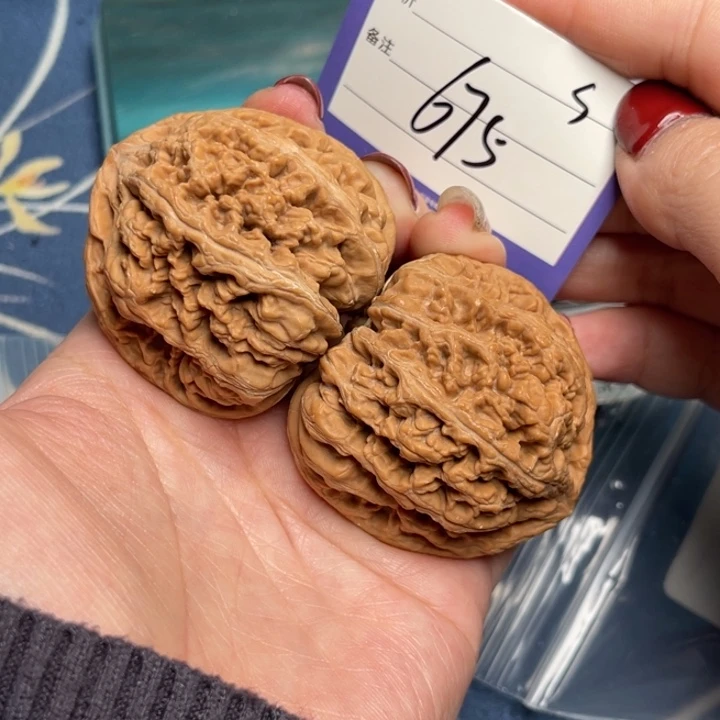 文玩核桃把件粗筋45