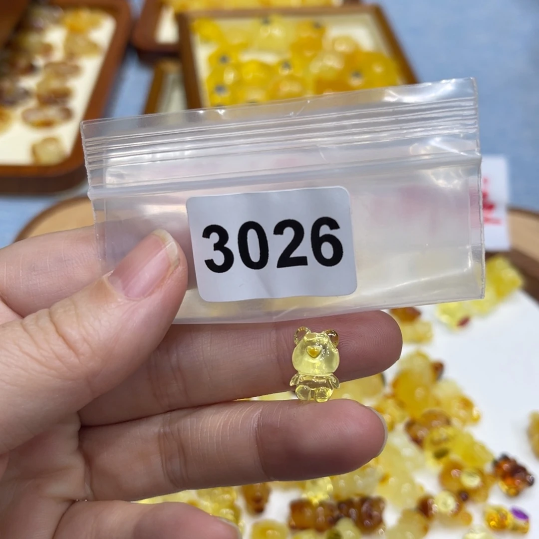 琥珀珠宝奇石未镶嵌