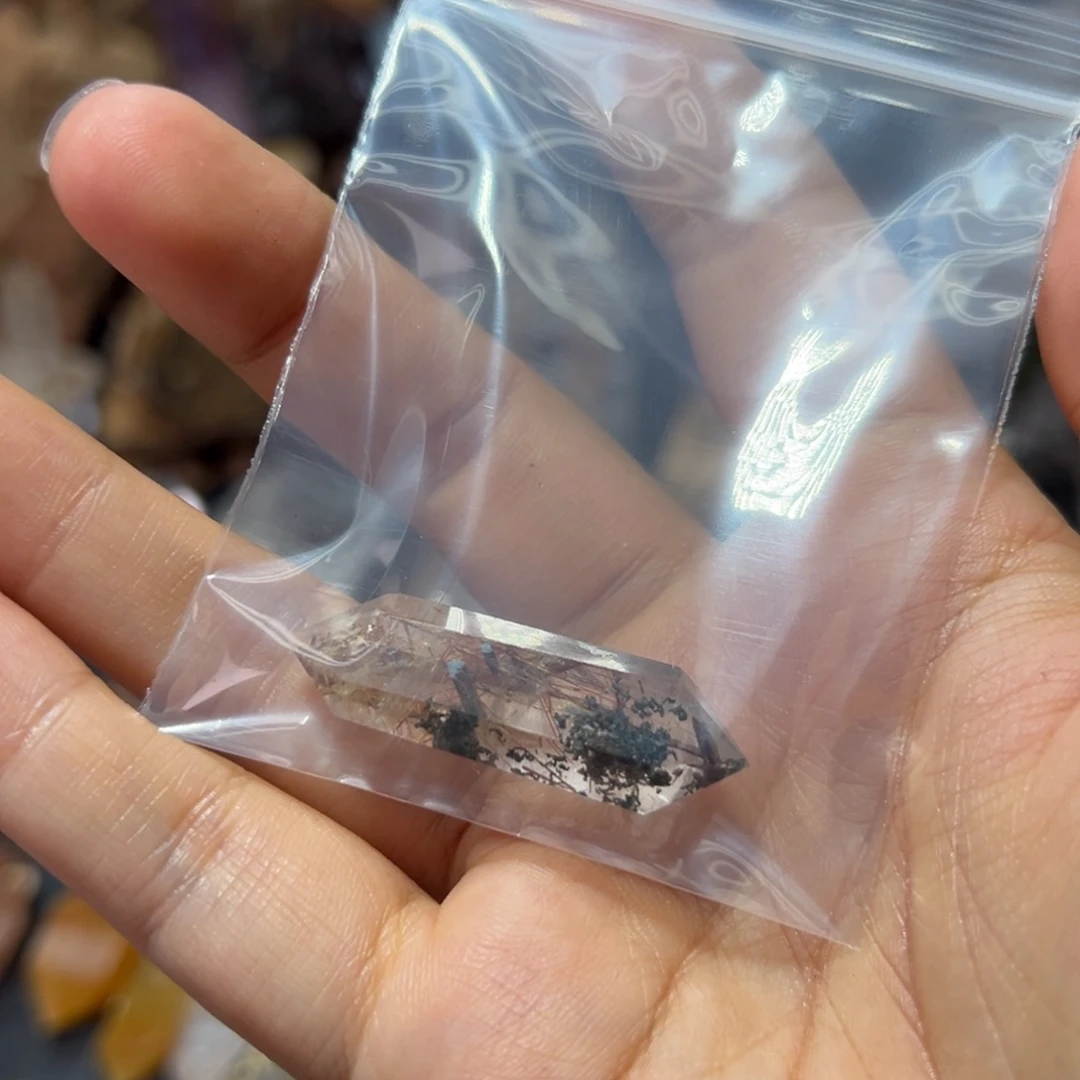 石材双尖绿幽灵钛金共生