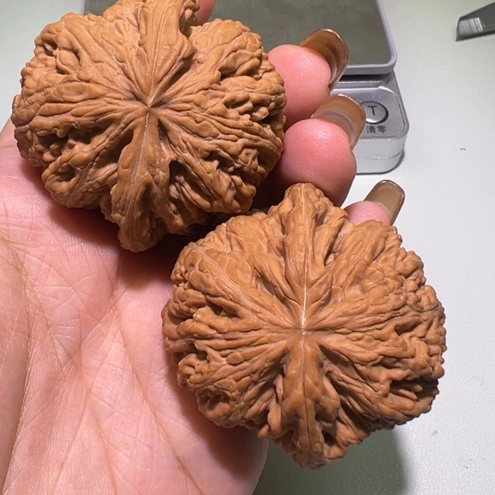 大***复文玩核桃把件大粗筋