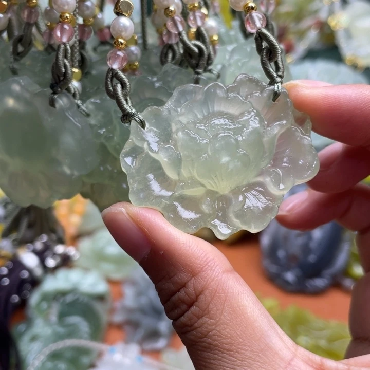未镶嵌岫玉吊坠毛衣链锁骨链