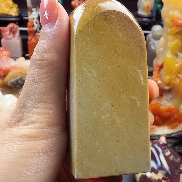 ****哥寿山石120克篆刻佳品素章