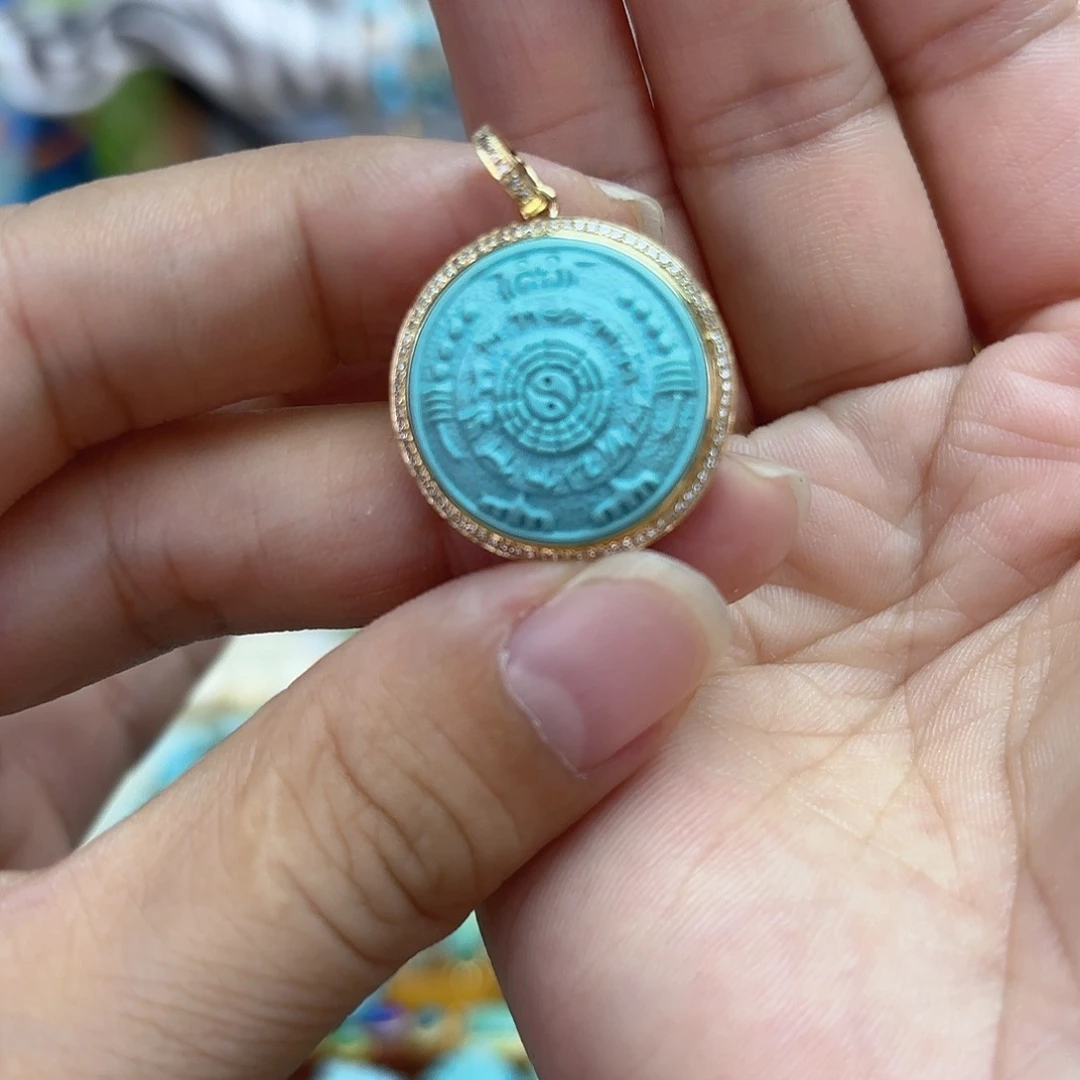 18K金镶嵌绿松石吊坠(不含链)