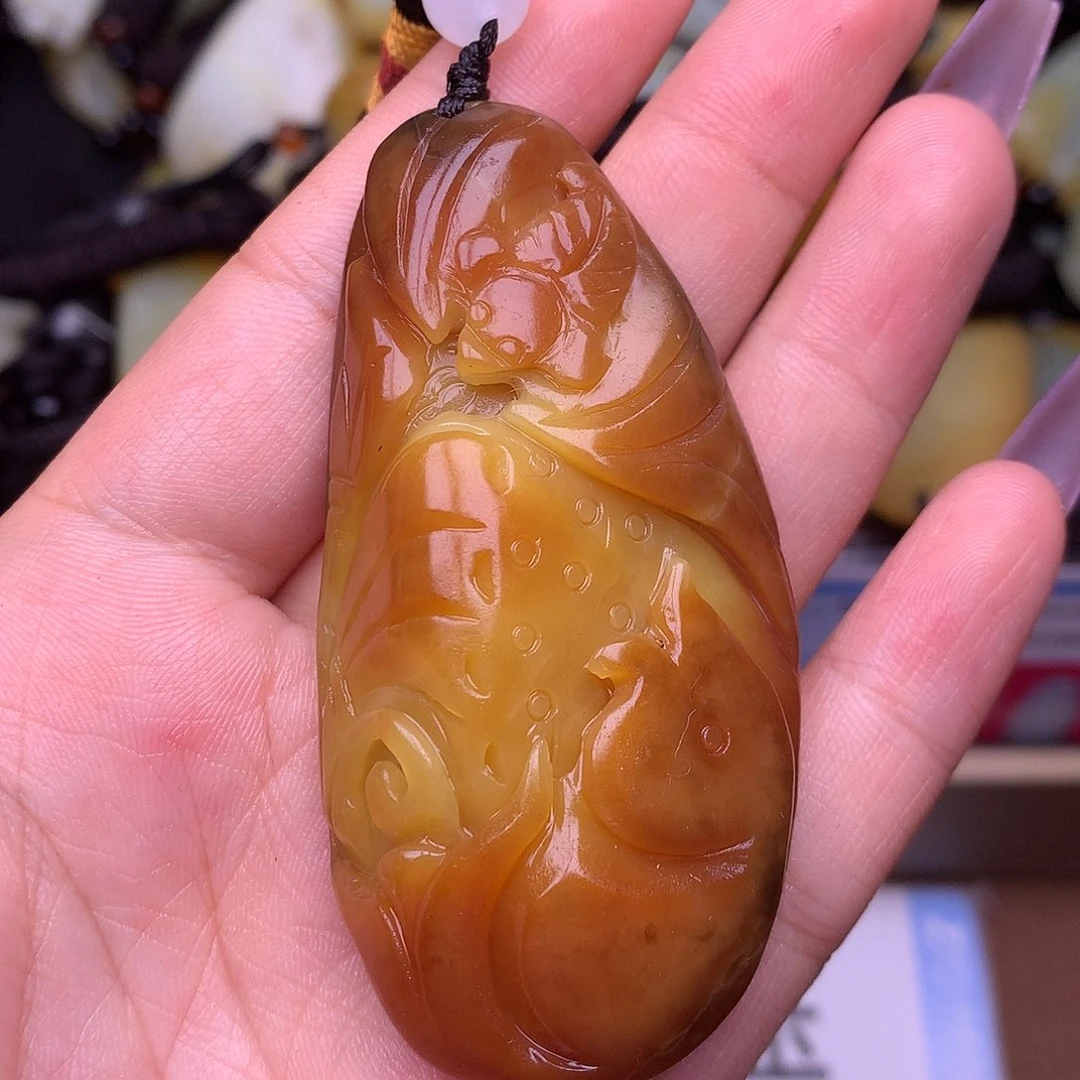 和田玉颈饰未镶嵌