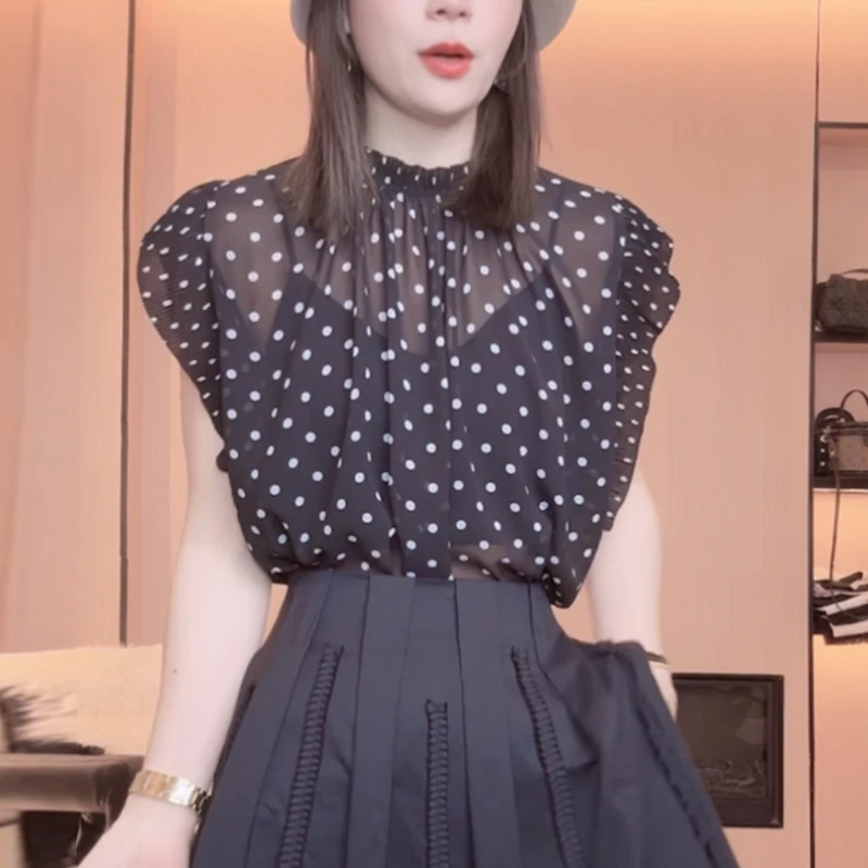 黑色波点无袖衬衫女2025夏季新款洋气减龄休闲显瘦设计感薄款上衣