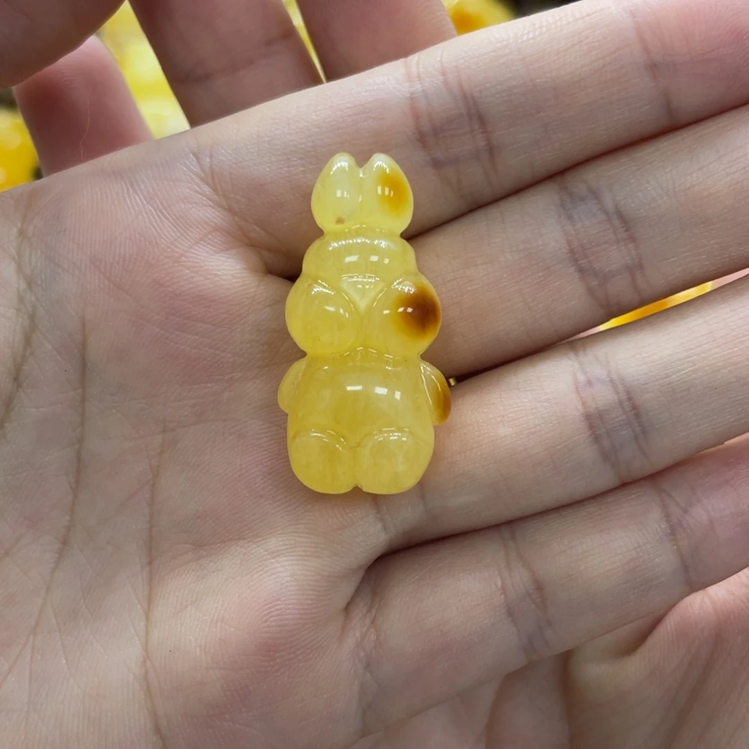 琥珀未镶嵌裸石天然琥珀