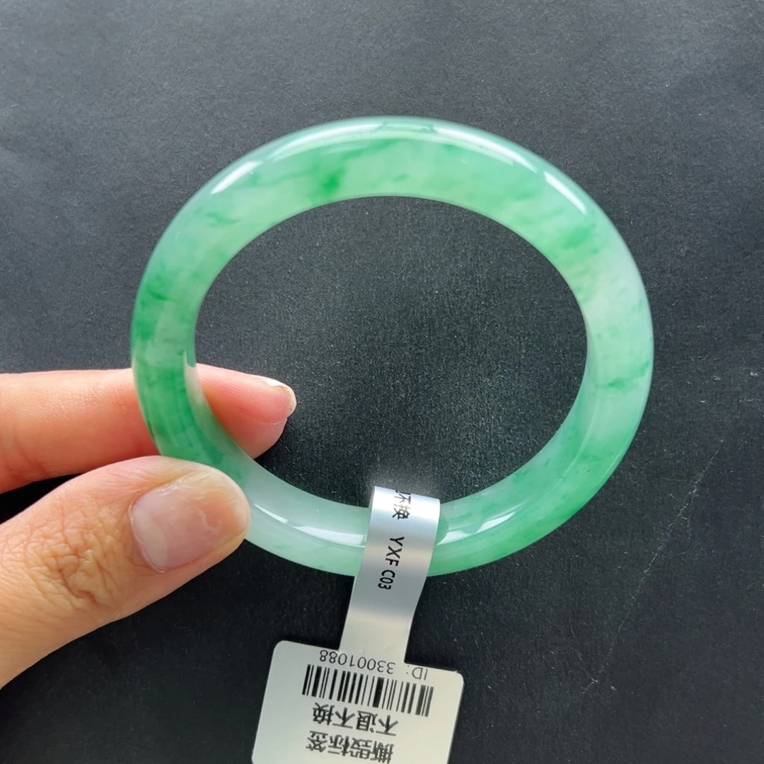 石英质玉未镶嵌手镯+玲玲54.8