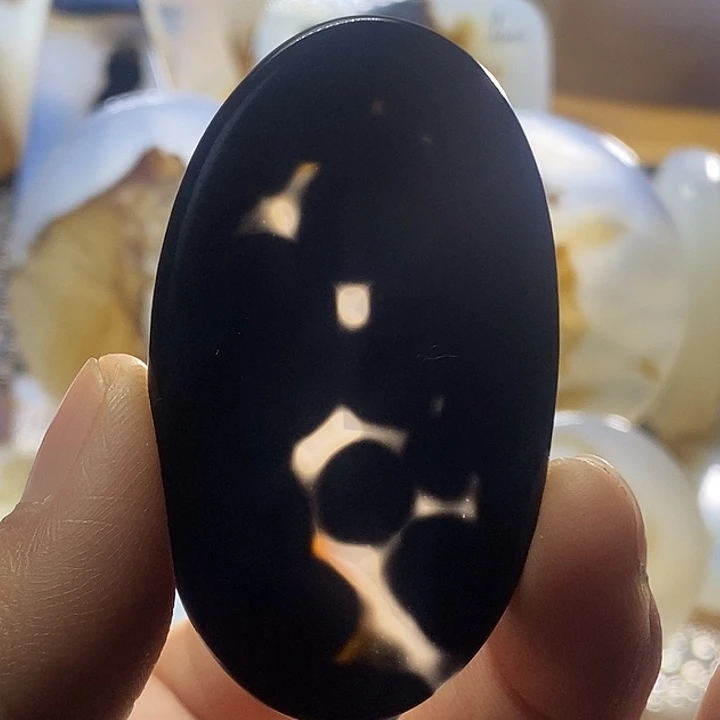 未镶嵌颈饰玛瑙/玉髓梦**裳
