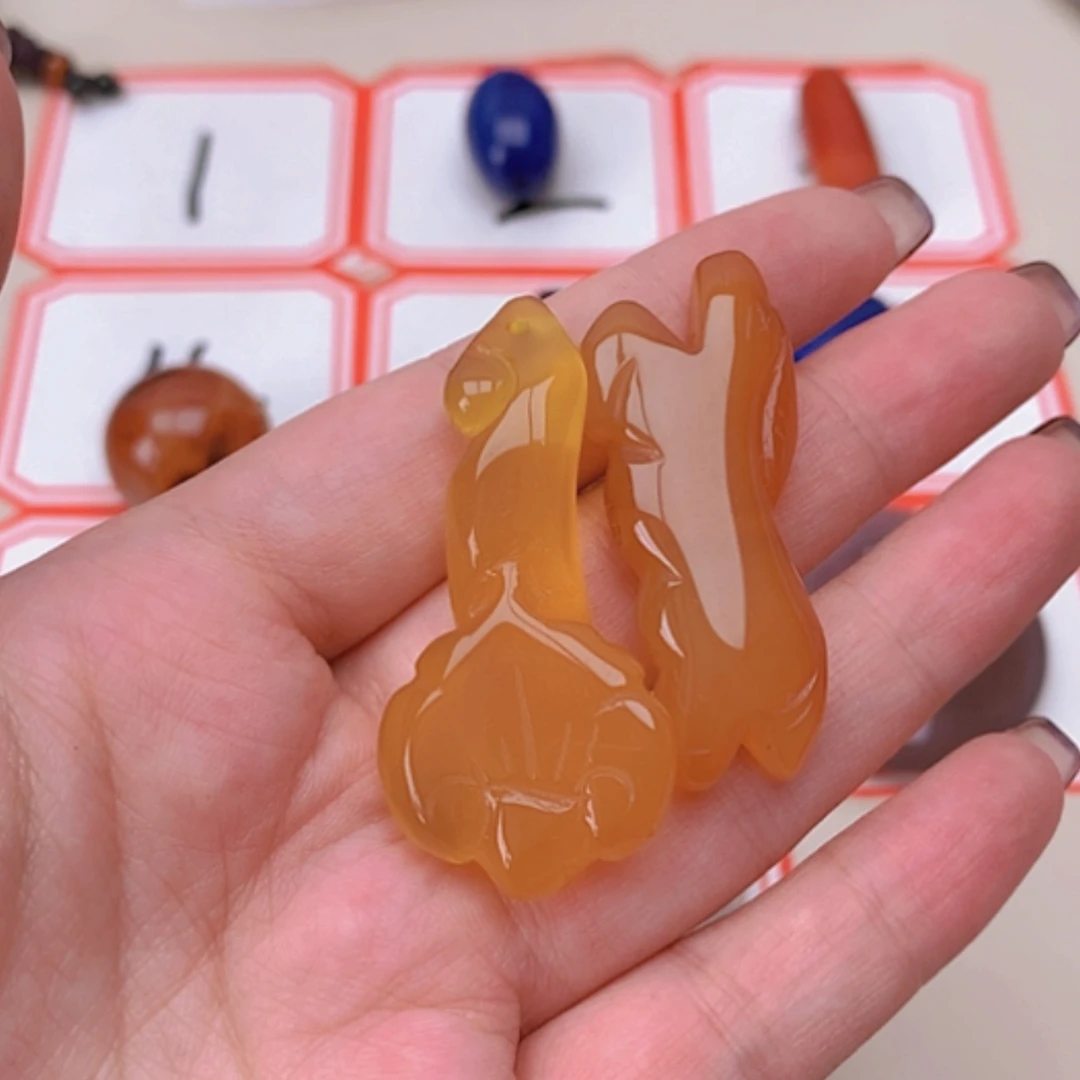 【闪购商品】玛瑙/玉髓未镶嵌珠宝半成品我***呆