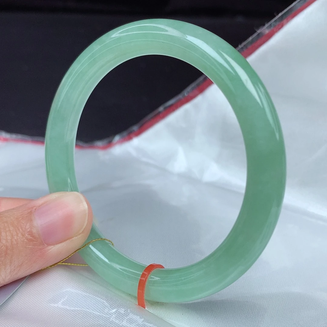 翡翠手镯未镶嵌54圈1432