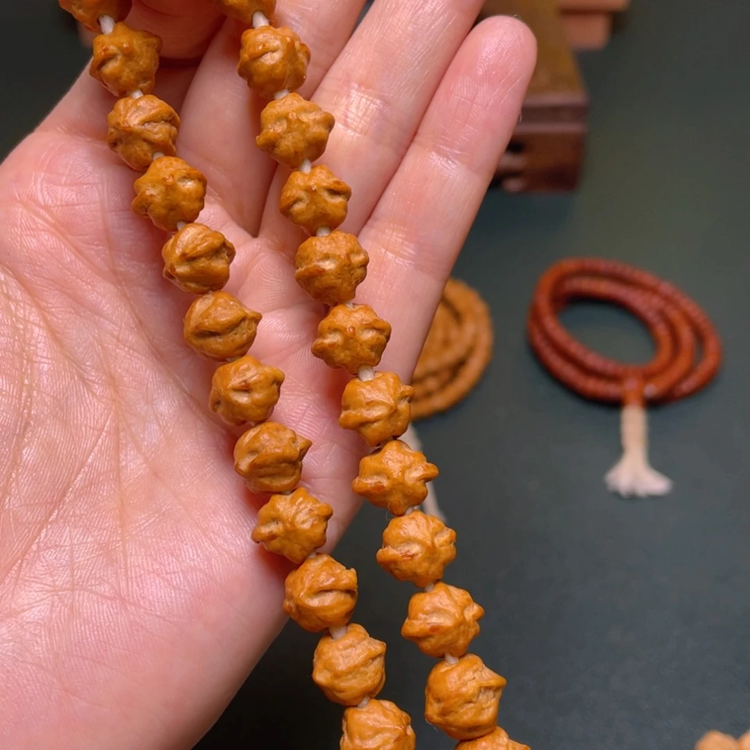 柏香籽/百香籽手串狐狸手持