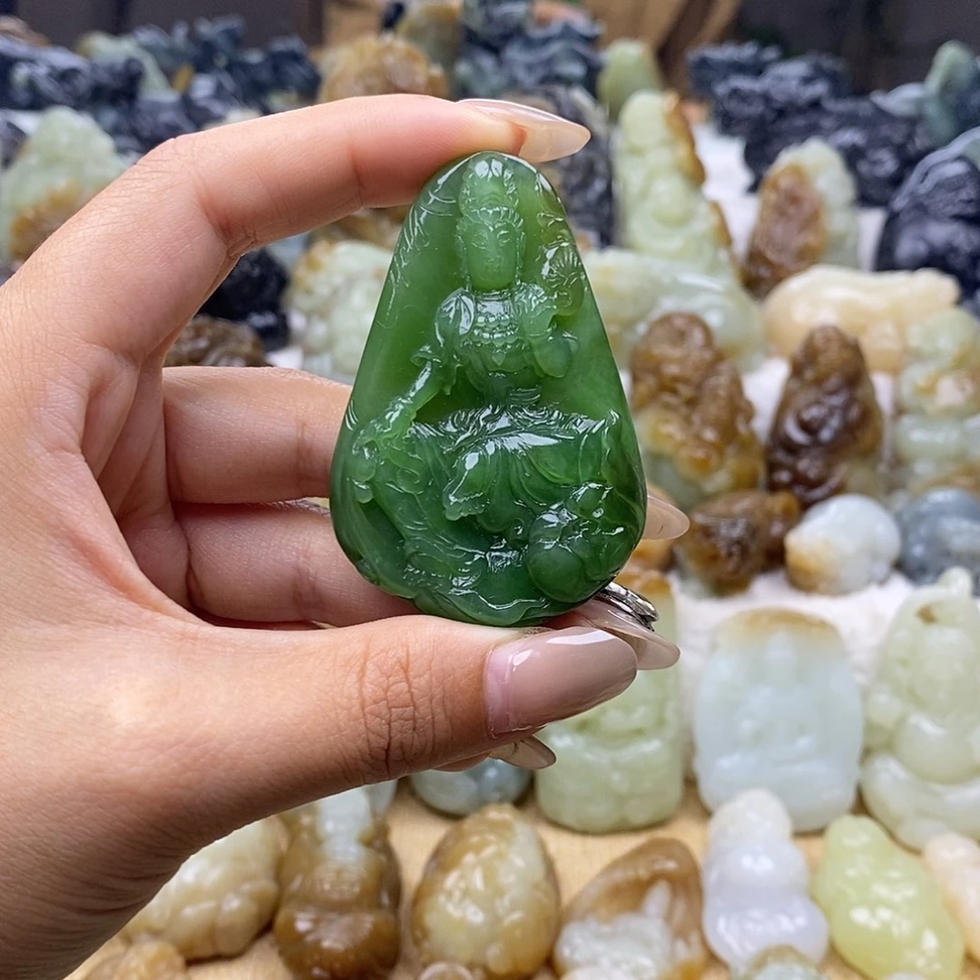 颈饰未镶嵌和田玉
