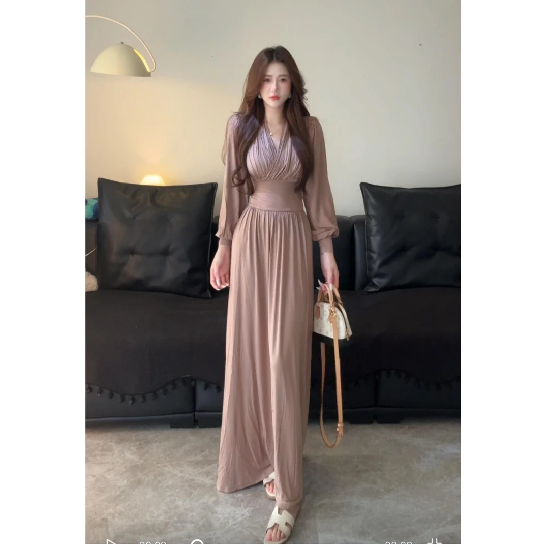 独特别致高级感气质女装时尚气质名媛法式高腰V领显瘦连衣裙8085