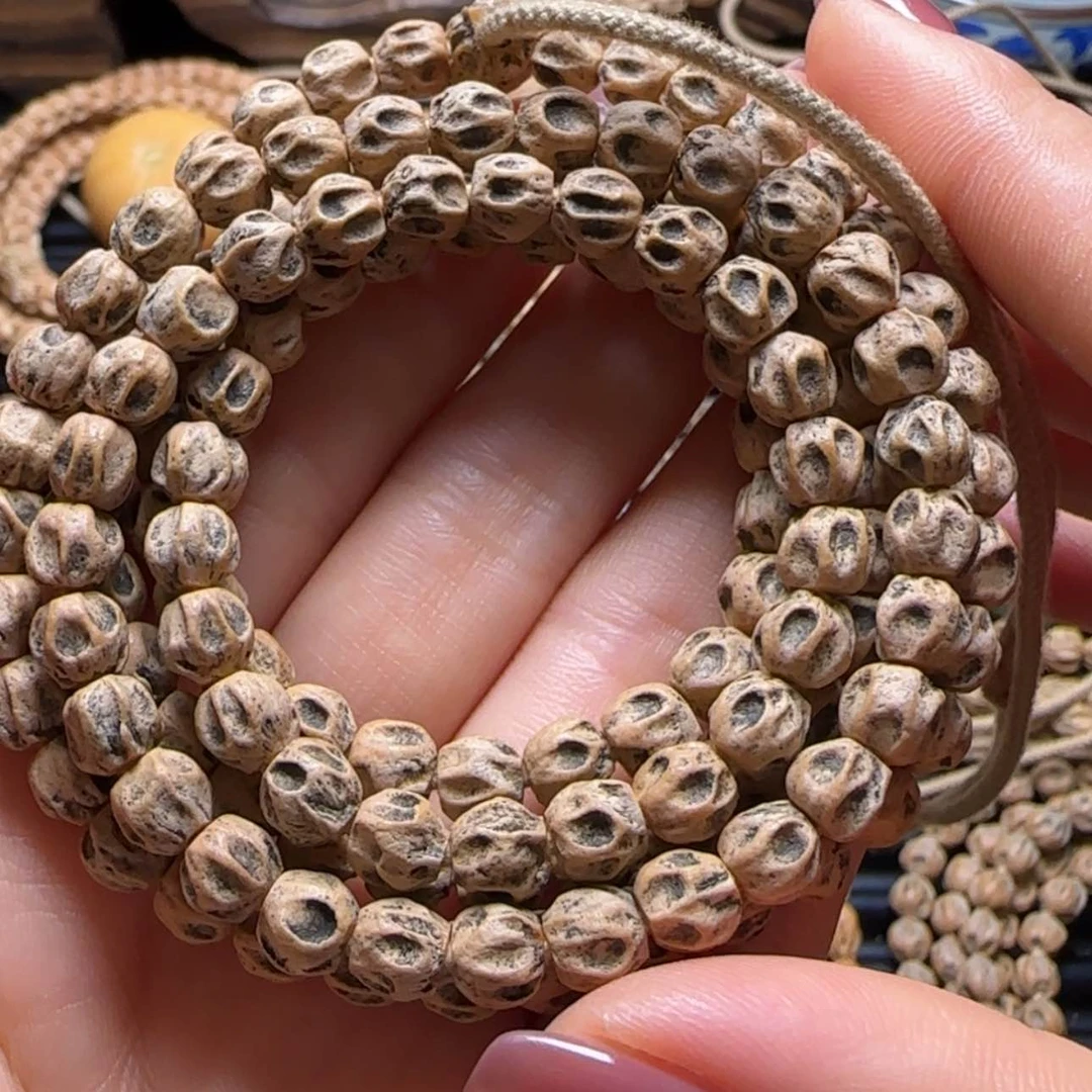 【闪购商品】吊坠柏香籽/百香籽我****半