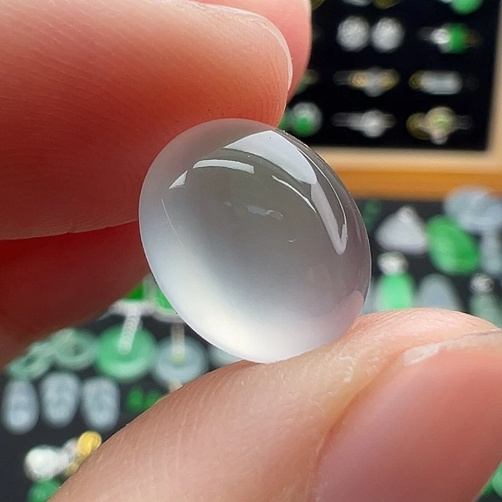 翡翠未镶嵌颈饰蛋12