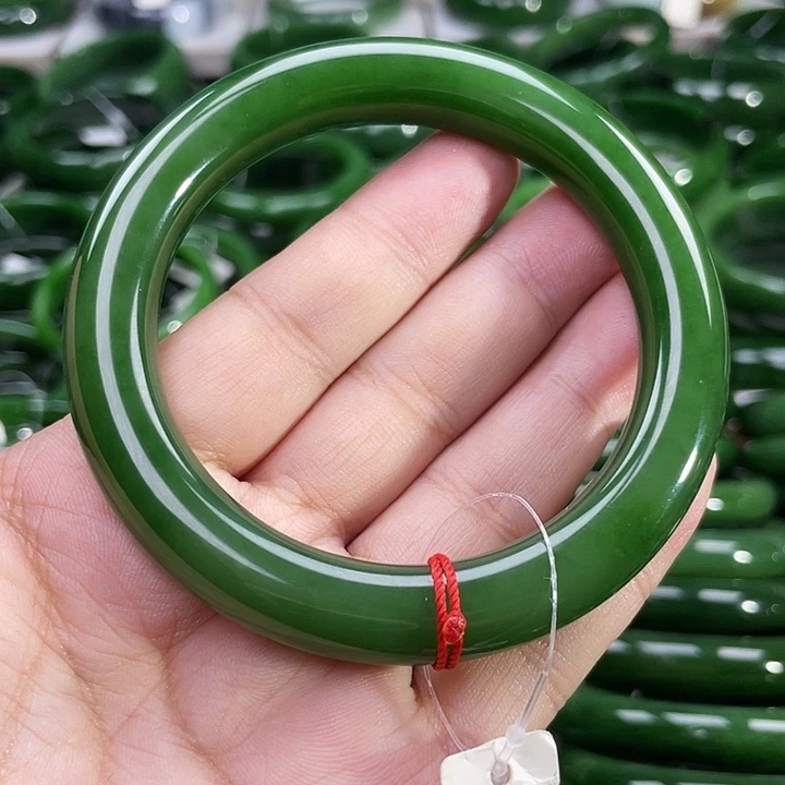 未镶嵌手镯和田玉（碧玉）