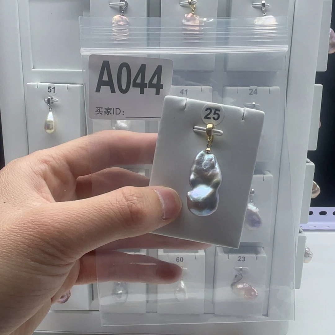 淡水珍珠颈饰合金