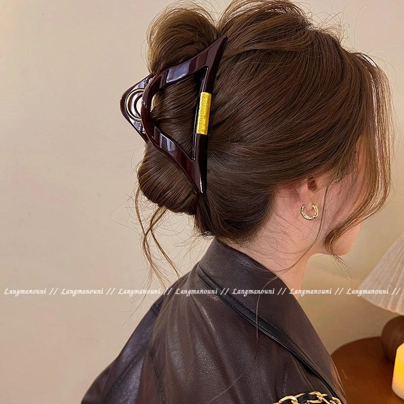 镂空三角形金标抓夹大号百搭鲨鱼夹高级感后脑勺发夹2025新款头饰