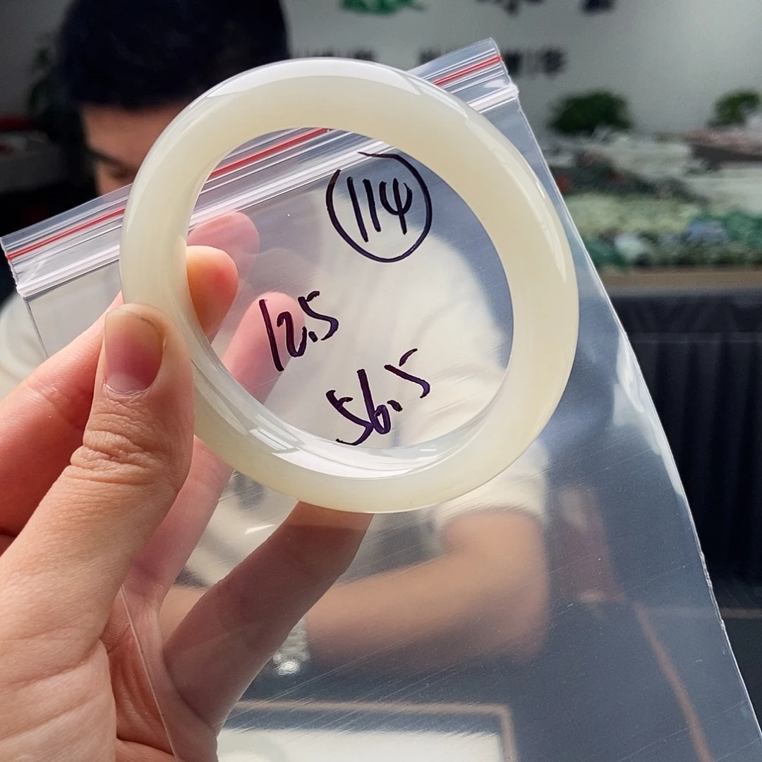 和田玉未镶嵌手镯颜色多样性发拍一发一