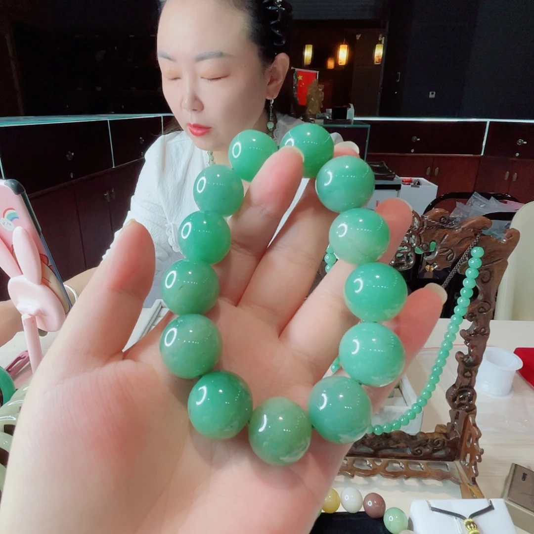 密玉（石英质玉）未镶嵌颈饰