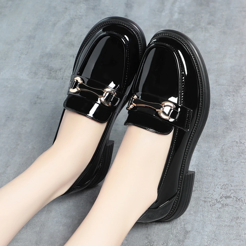 保暖休闲一脚蹬平跟百搭秋季乐福鞋防滑舒适软底粗跟单鞋乐福鞋女