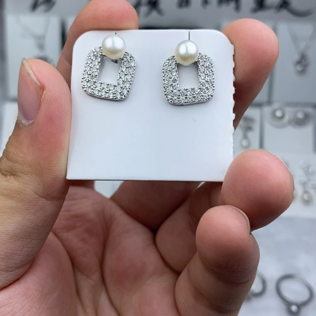 淡水珍珠耳钉未镶嵌