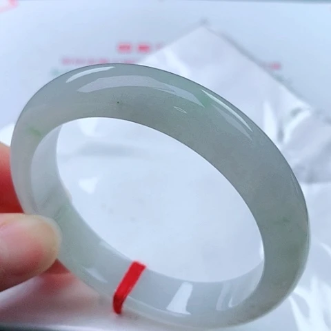 翡翠手镯未镶嵌11 号翡翠手镯