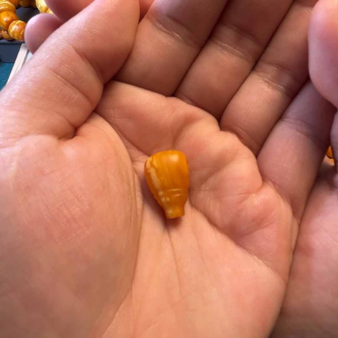 蜜蜡吊坠(不含链)未镶嵌