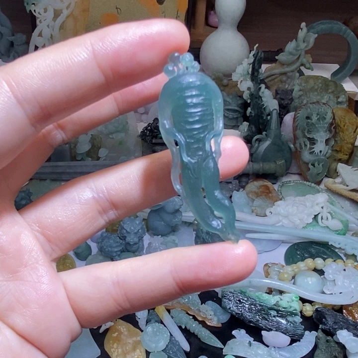 定制翡翠未镶嵌翡翠