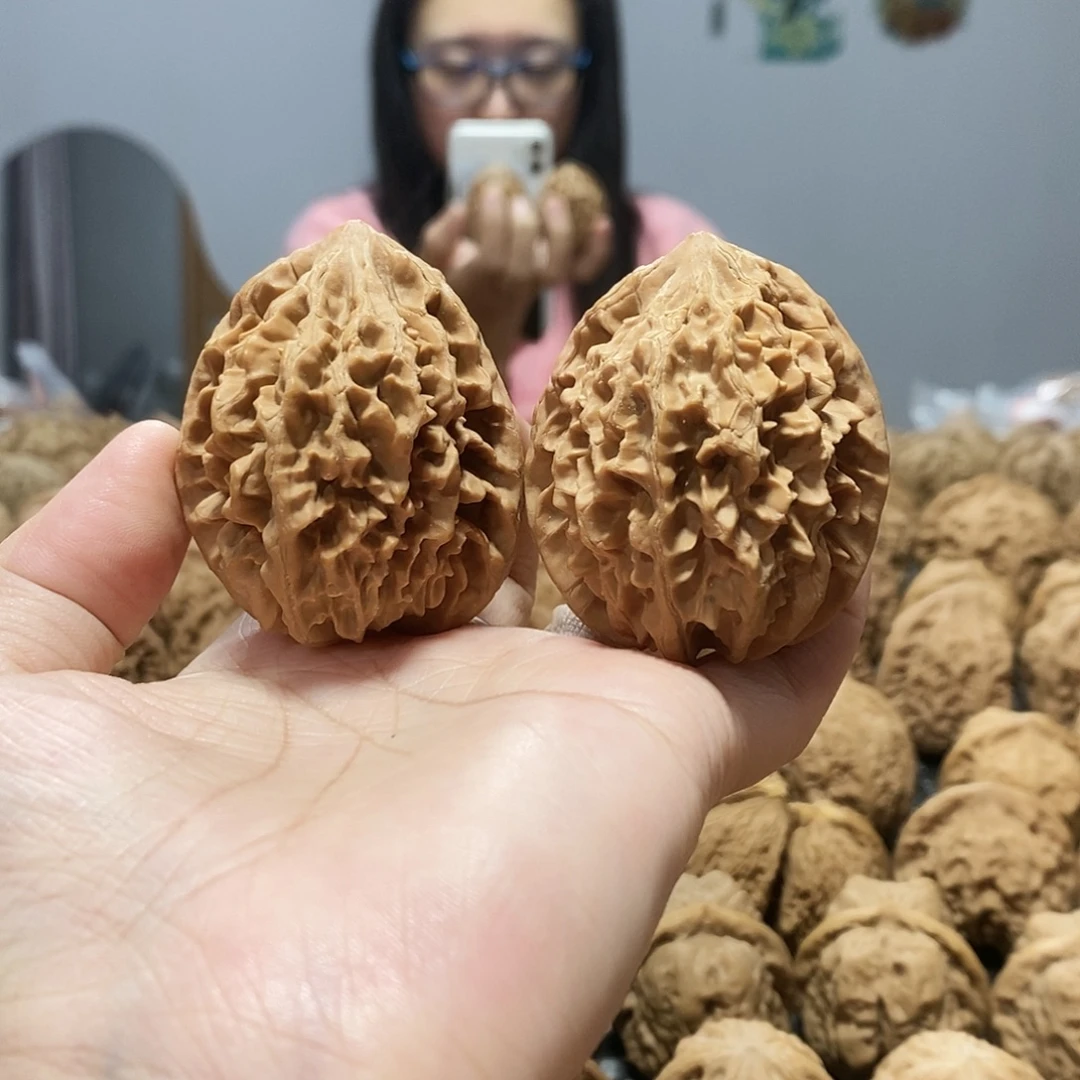 文玩核桃吊坠招财鼠42+