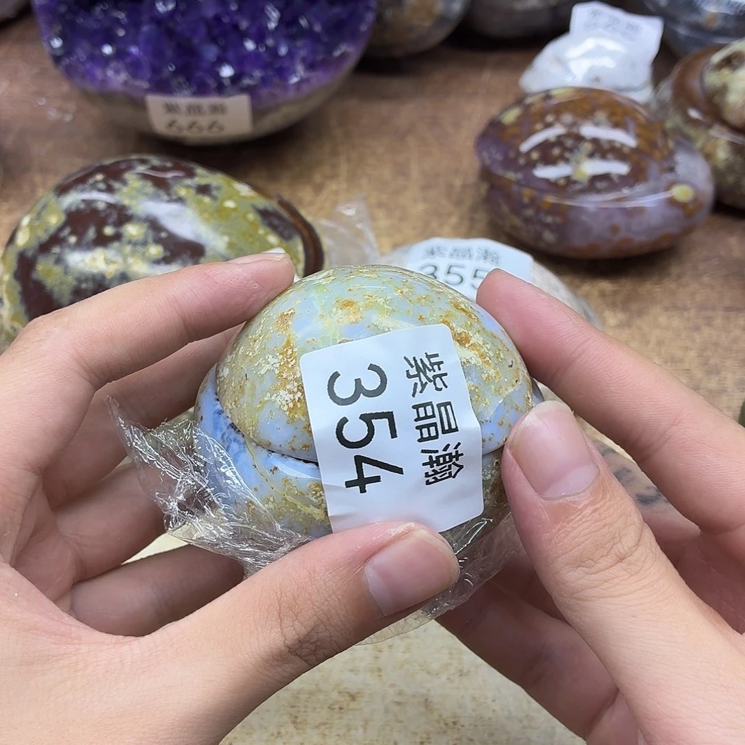 ****絮大型摆件（非配饰）未镶嵌水晶