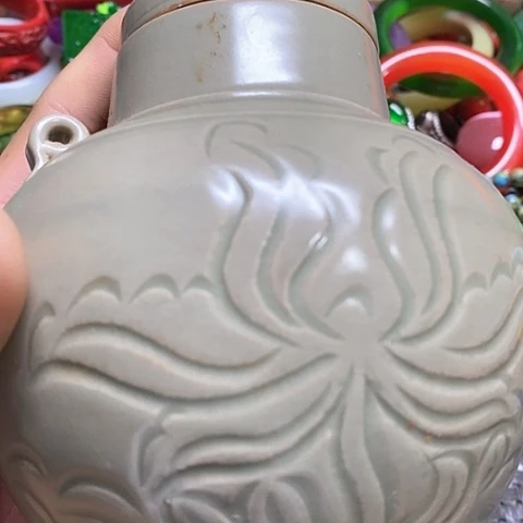 瓷片瓷器紫砂壶摆件